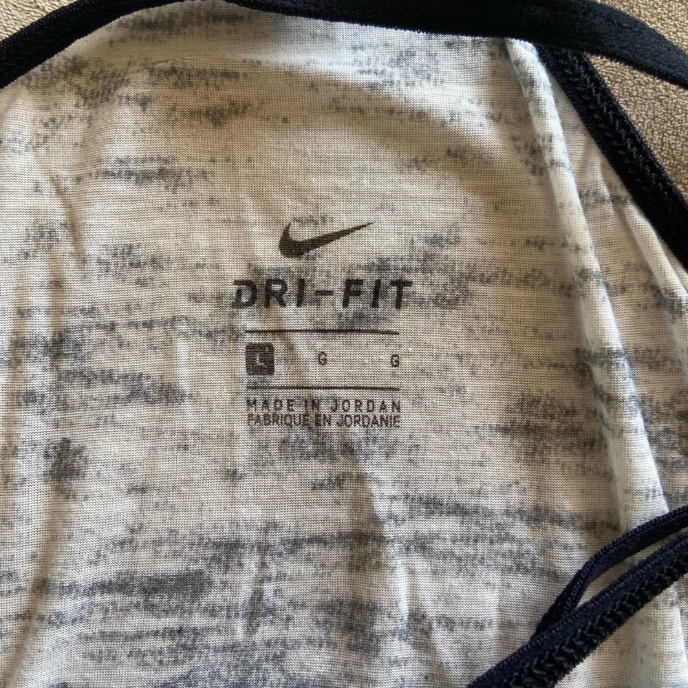 Nike Razor Back Tank Top - Picture 3 of 4